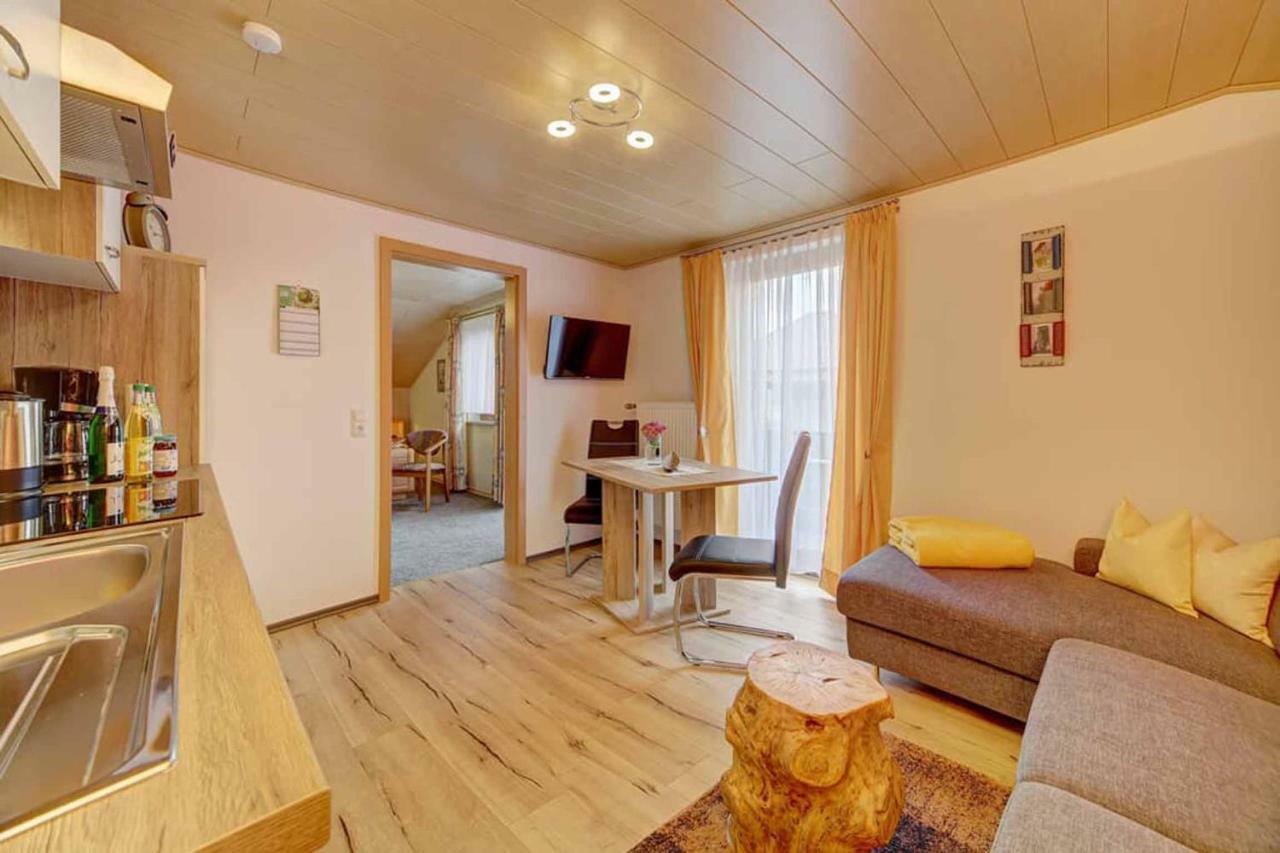 Gaestehaus Schmalzreich Lam Εξωτερικό φωτογραφία